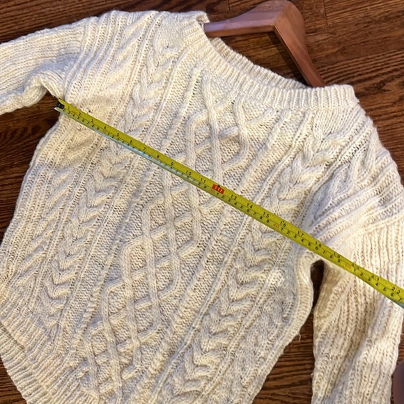 BANANA REPUBLIC women’s knit crew neck sweater size M - Picture 4 of 6